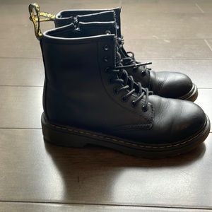 Dr martens kids size  2